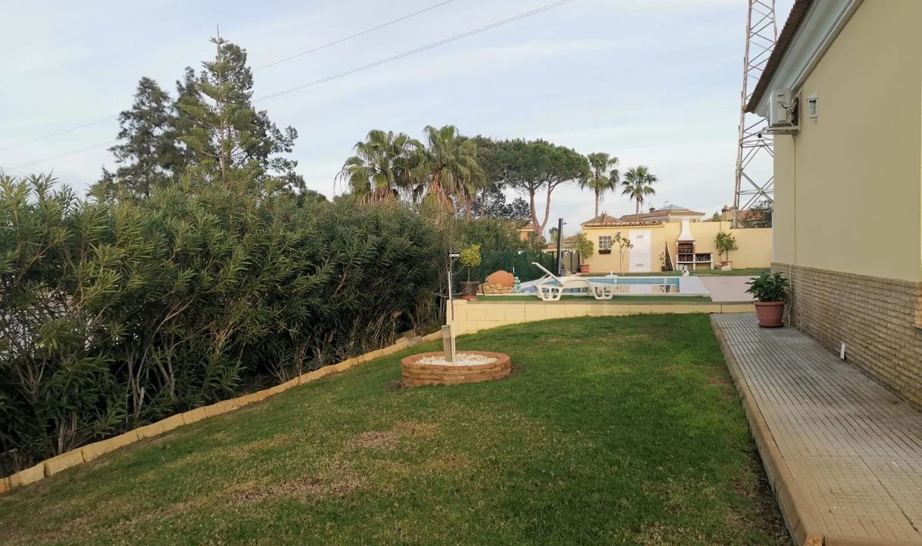 Suite Huelva Garden Aljaraque Spain