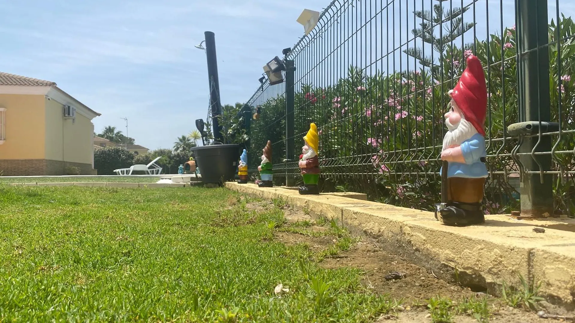 Δωμάτια σε οικογενειακή κατοικία Suite Huelva Garden Aljaraque