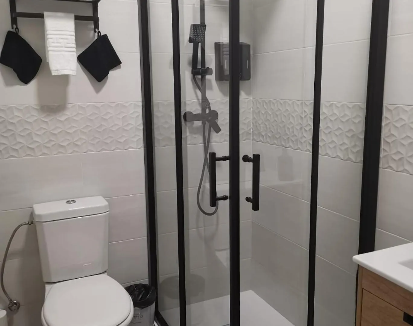 Suite Huelva Garden Aljaraque Homestay